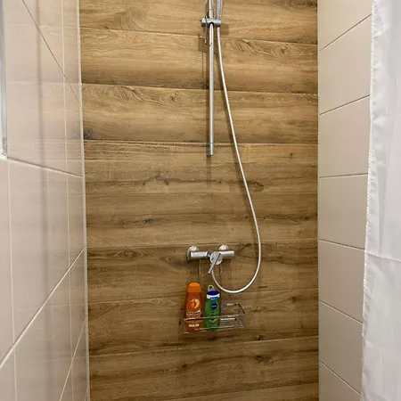 Apartment Charmante Und Moderne Altbauwohnung
